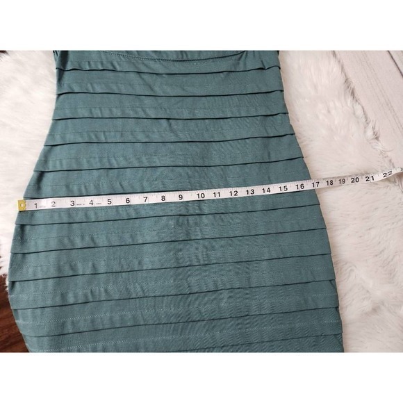 Esley Womens Sheath Dress Green Tiered Knee Length Sleeveless Lace M New - Picture 4 of 6